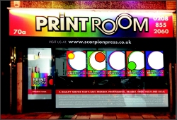 Photo: PrintRoom Shop front in Welling High Street, DA16 3PY